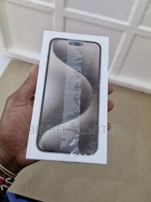 New Apple iPhone 15 Pro Max 256 GB Silver - main view