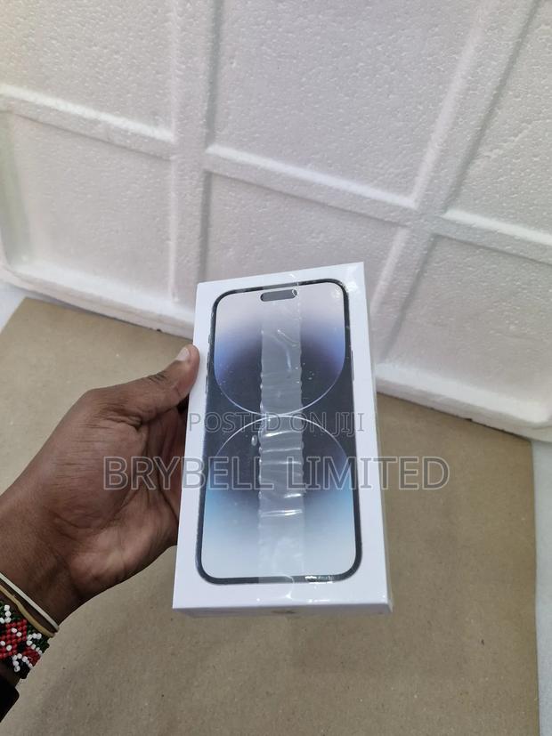 New Apple iPhone 14 Pro Max 256 GB Black - main view