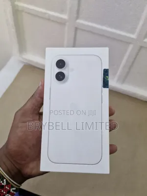 New Apple iPhone 16 128 GB White