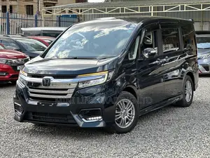 Honda Stepwgn 2019 Green