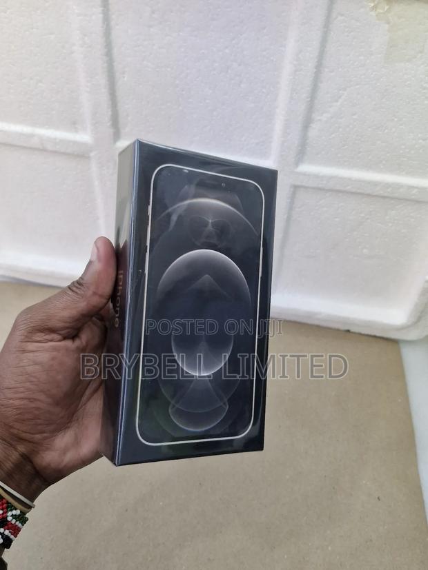New Apple iPhone 12 Pro 256 GB Gold - thumbnail 2