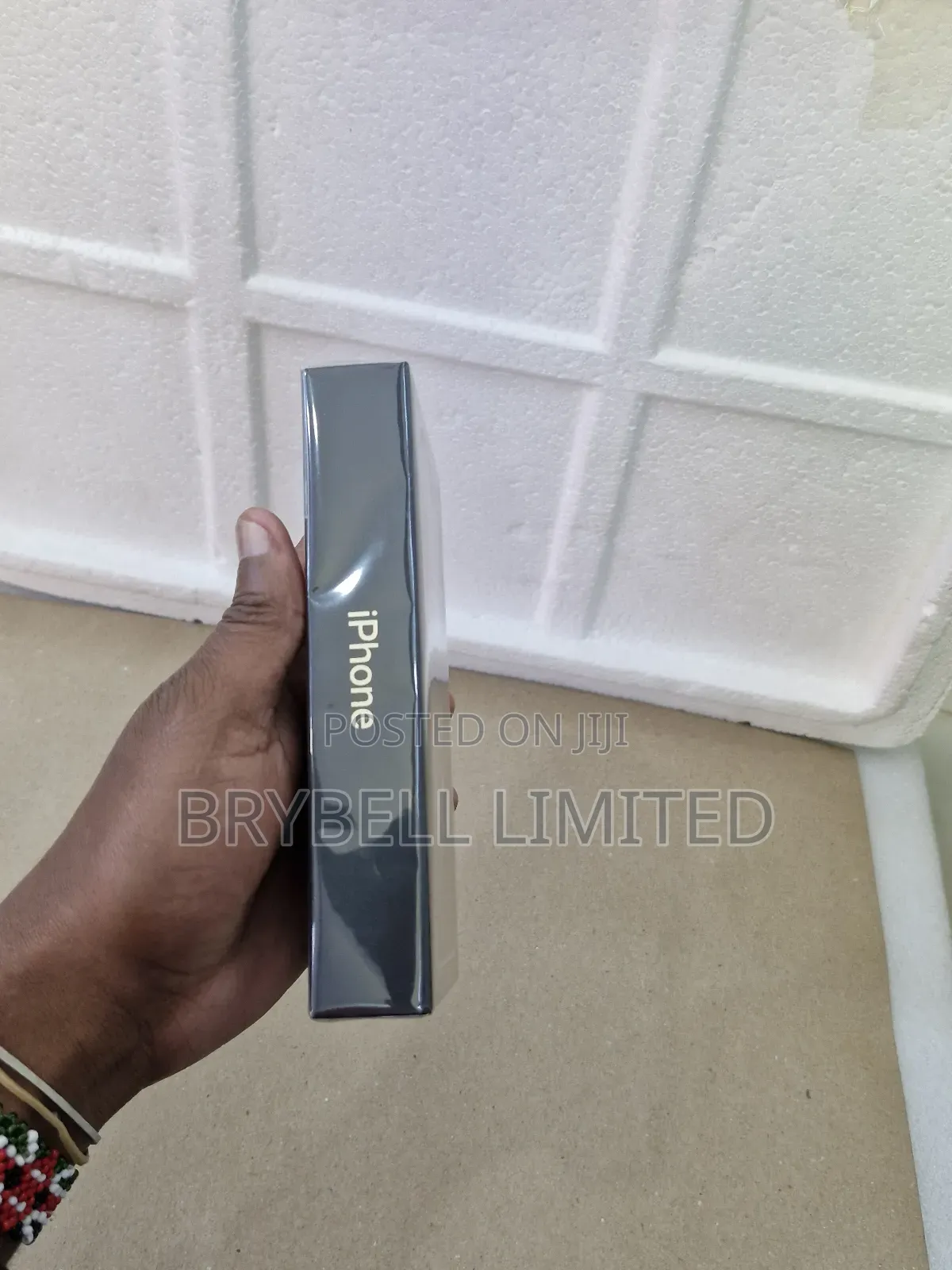 New Apple iPhone 12 Pro 256 GB Gold