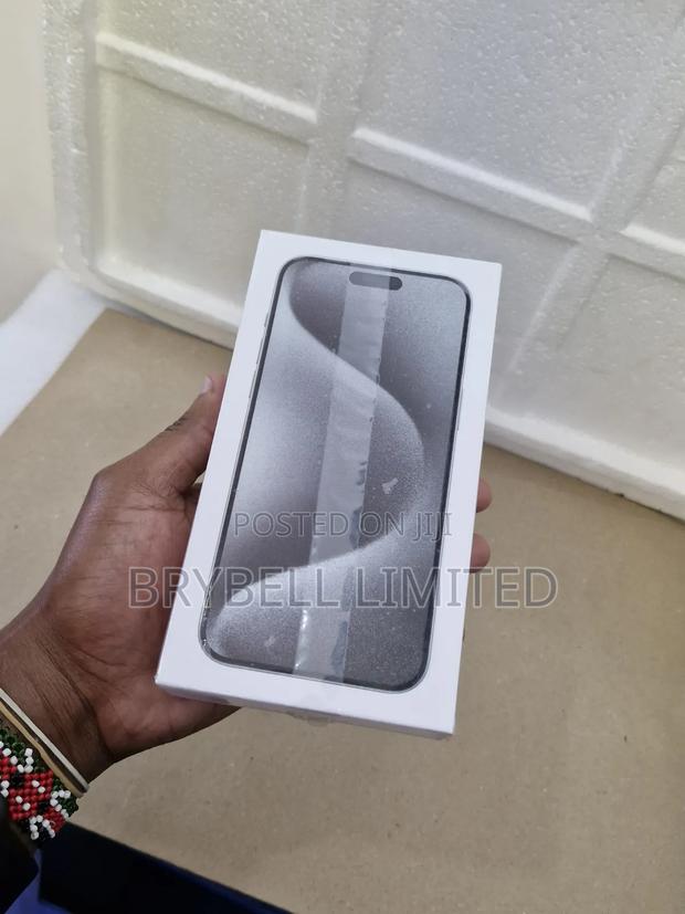 New Apple iPhone 15 Pro Max 512 GB Black - thumbnail 3