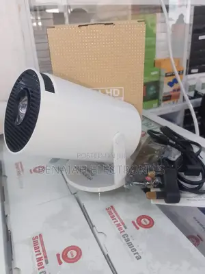 Projector, Portable Sleek Project 1080hd