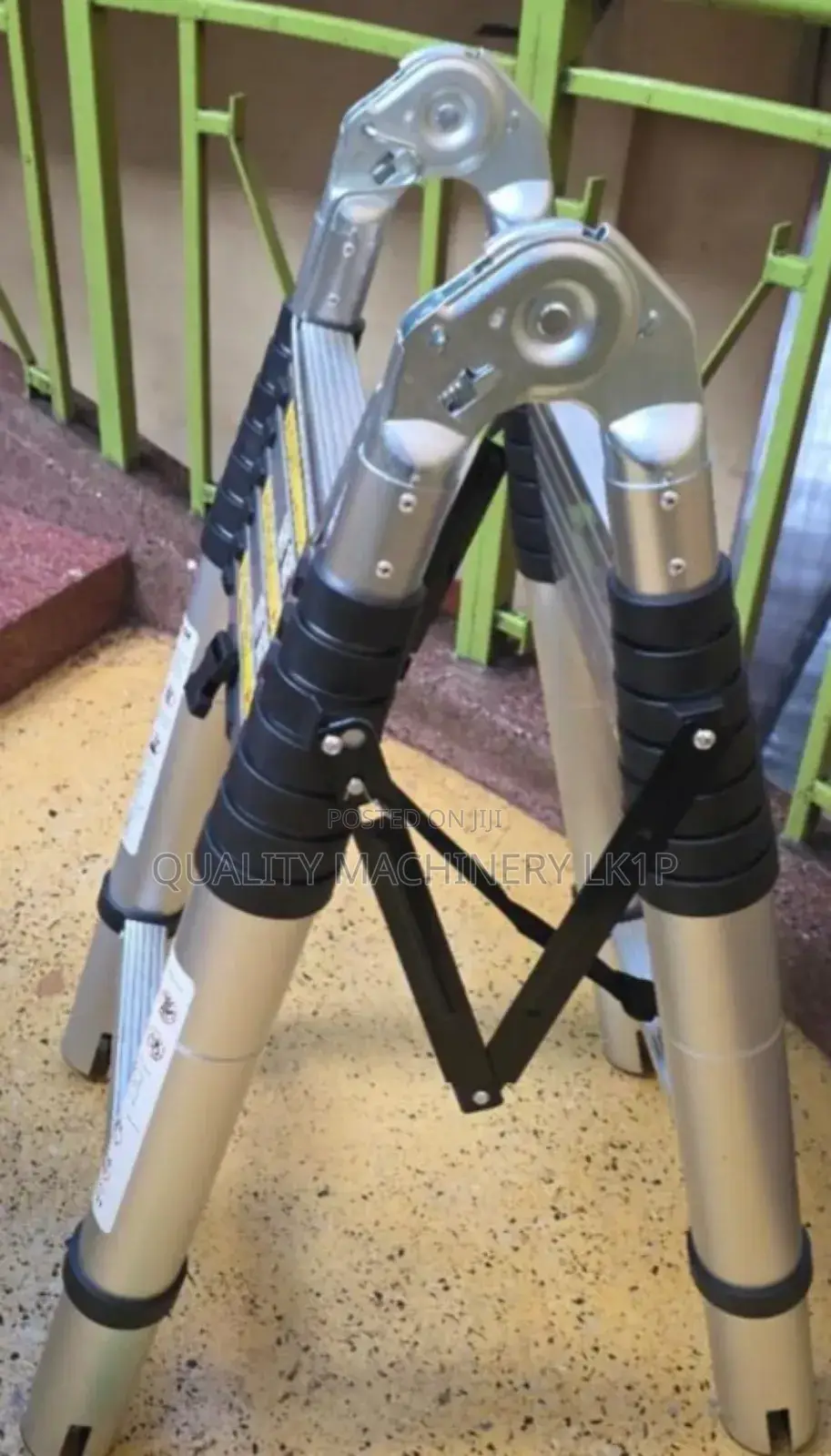 3.2m Double Sided Telescopic Ladder