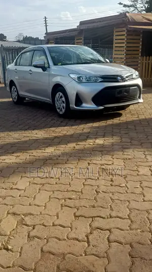 Toyota Axio 1.5 G 2WD 2018 Silver