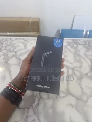 New Samsung Galaxy Z Flip6 512 GB Black