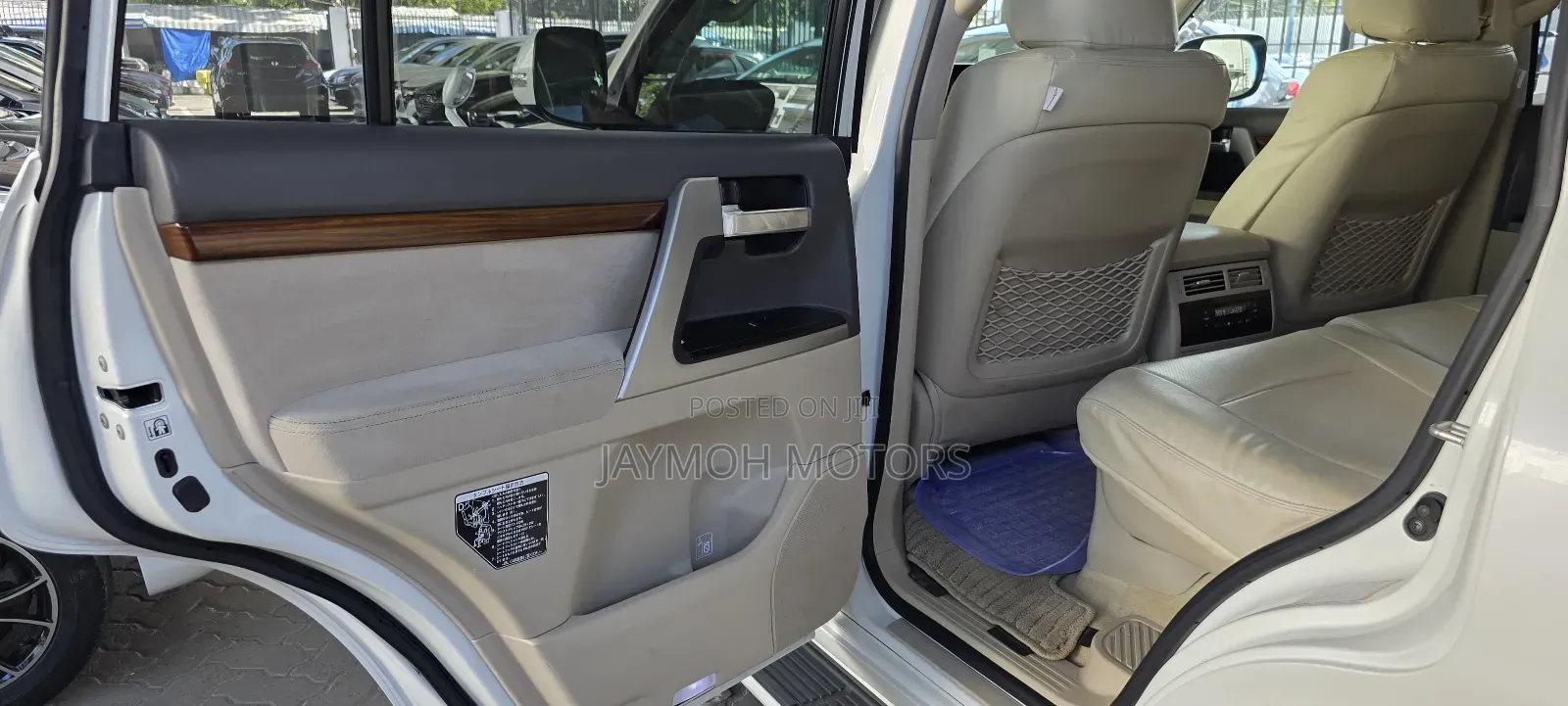 Toyota Land Cruiser 2018 White