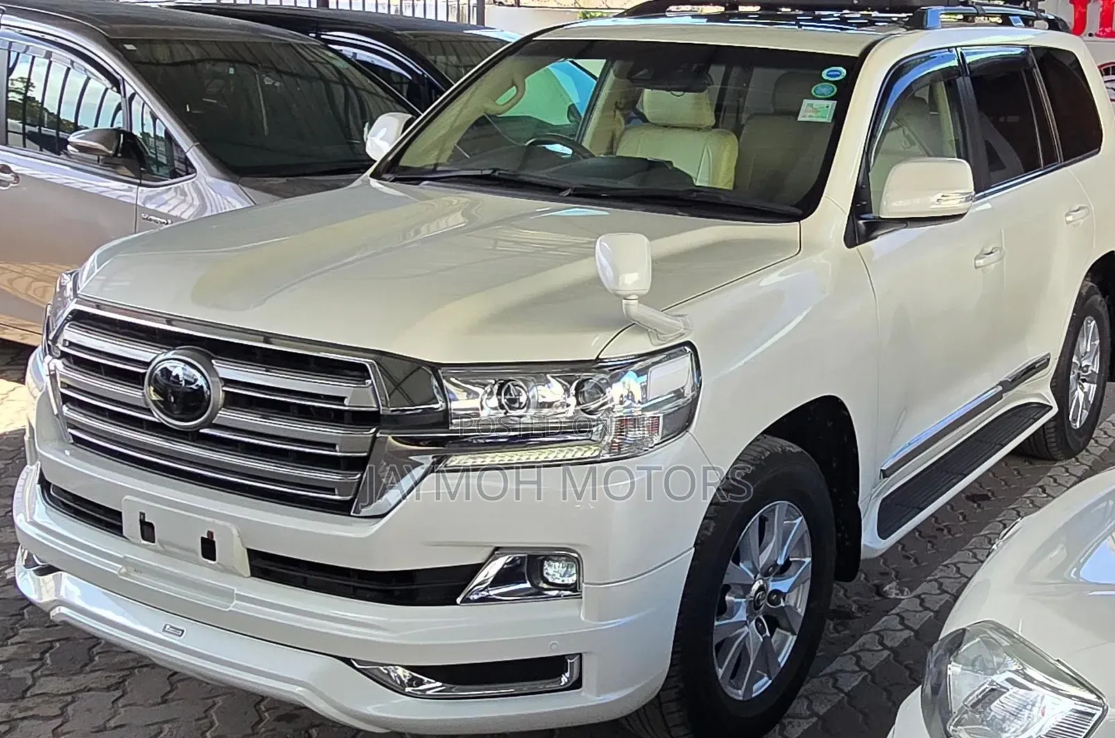 Toyota Land Cruiser 2018 White