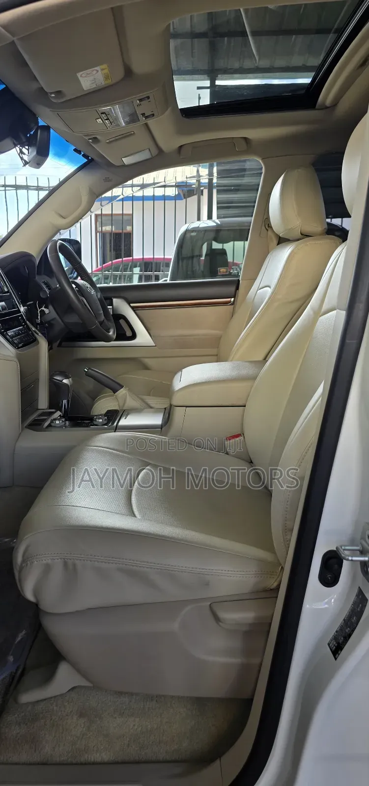 Toyota Land Cruiser 2018 White
