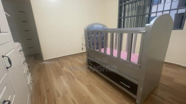 Baby Bed Very Good Condition - thumbnail 4
