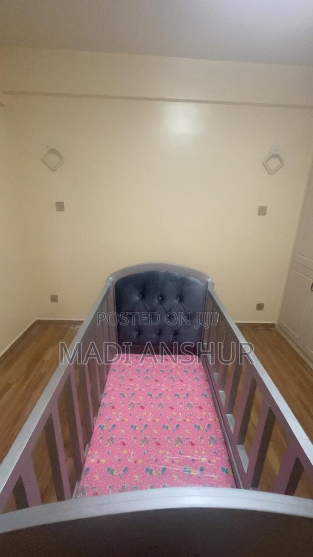 Baby Bed Very Good Condition - thumbnail 5