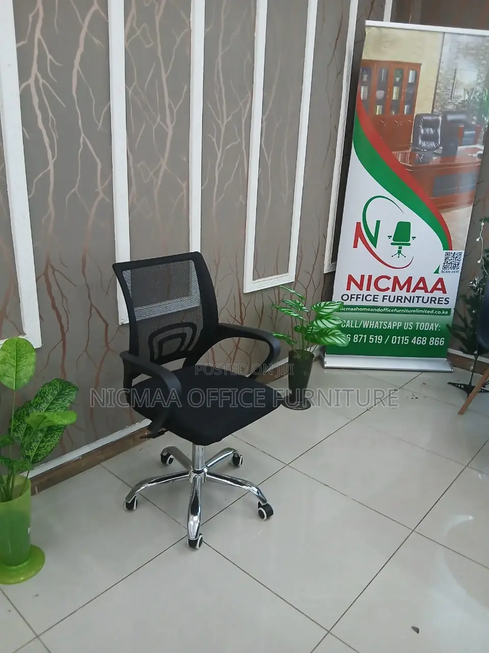 Comfort Meets Modern Design Clerical Seat