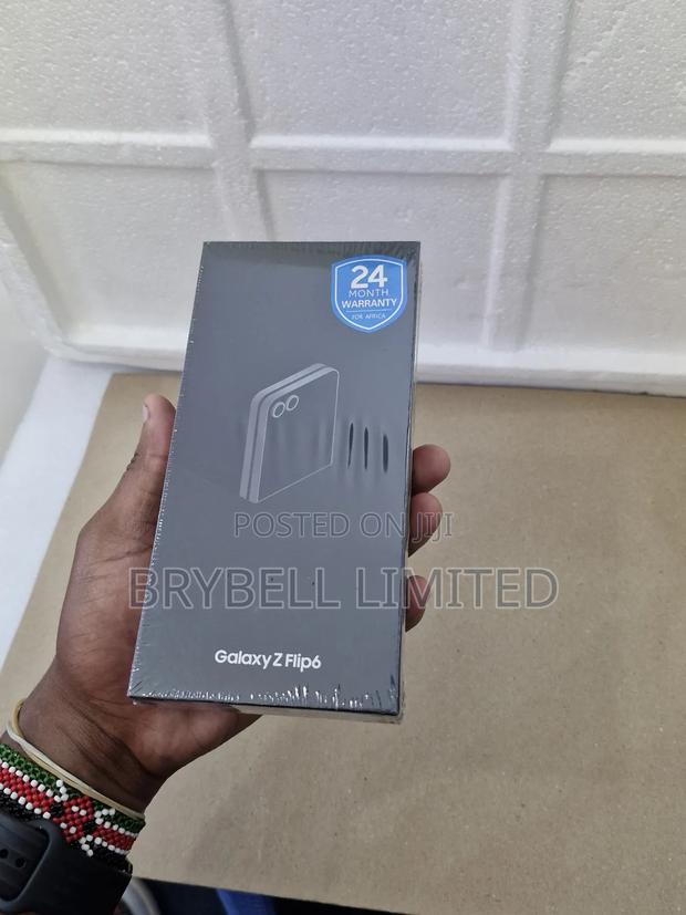 New Samsung Galaxy Z Flip6 256 GB Black