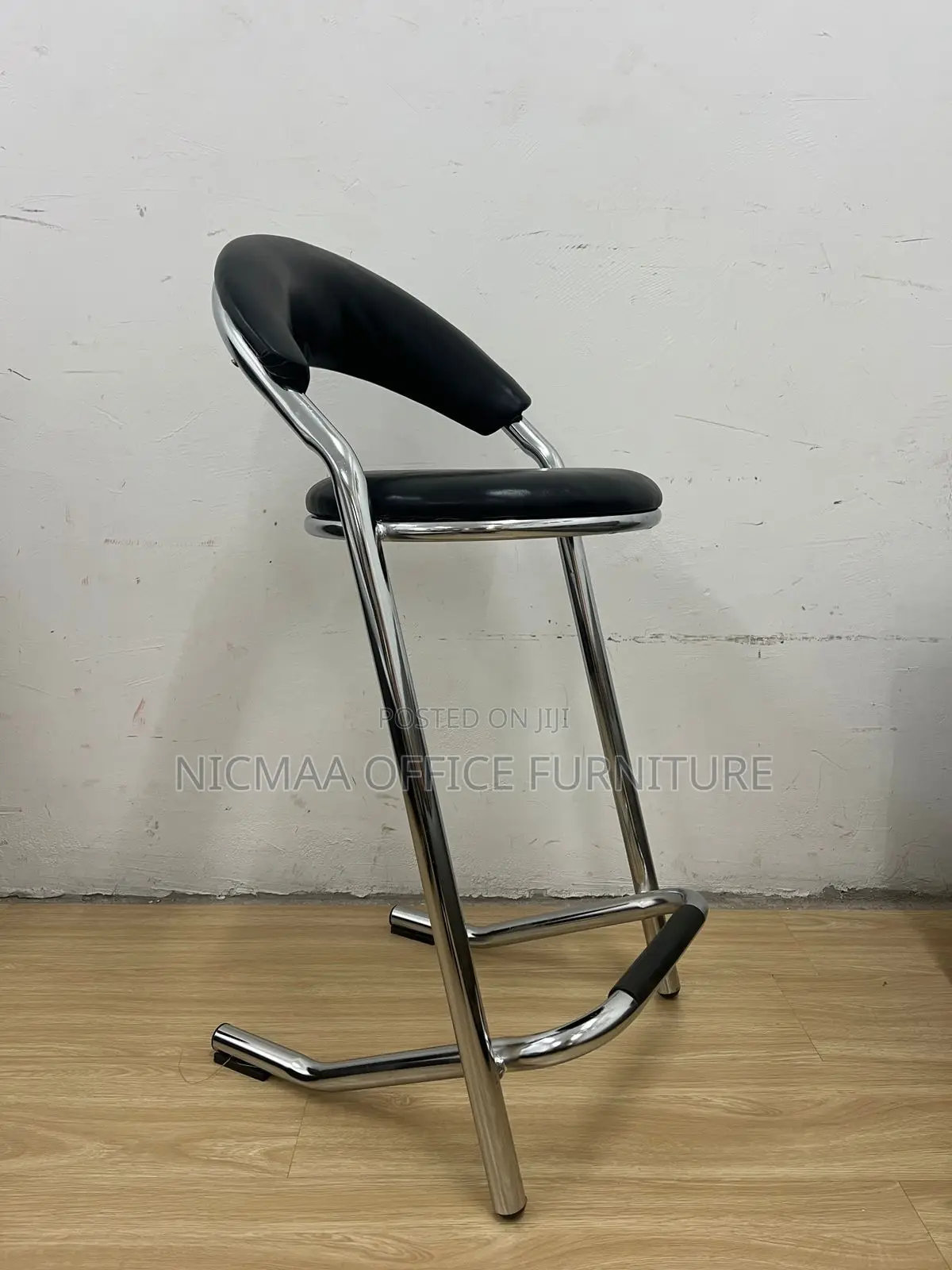 Sleek, Comfortable Stylish Bar Stool
