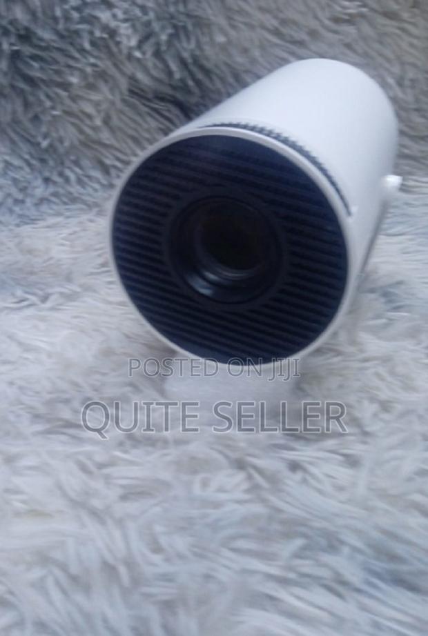 Mini Projector,Support 1080p Portable Projector With Dual Band Wifi - thumbnail 2