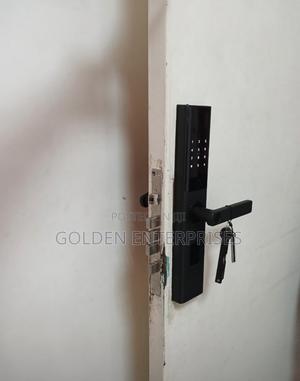 Wifi Smart Access Bometric Intelligent Door Lock - thumbnail 2