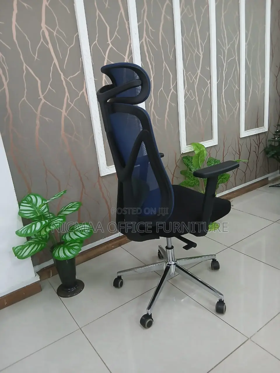 Adjustable, Breathable Built for Productivity Seat