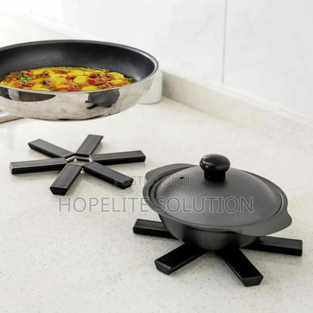 Expandable Table Mat - main view