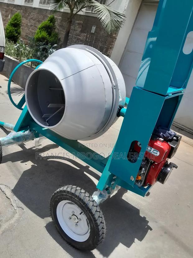 Super Powerful Concrete Mixer 7hp - thumbnail 3