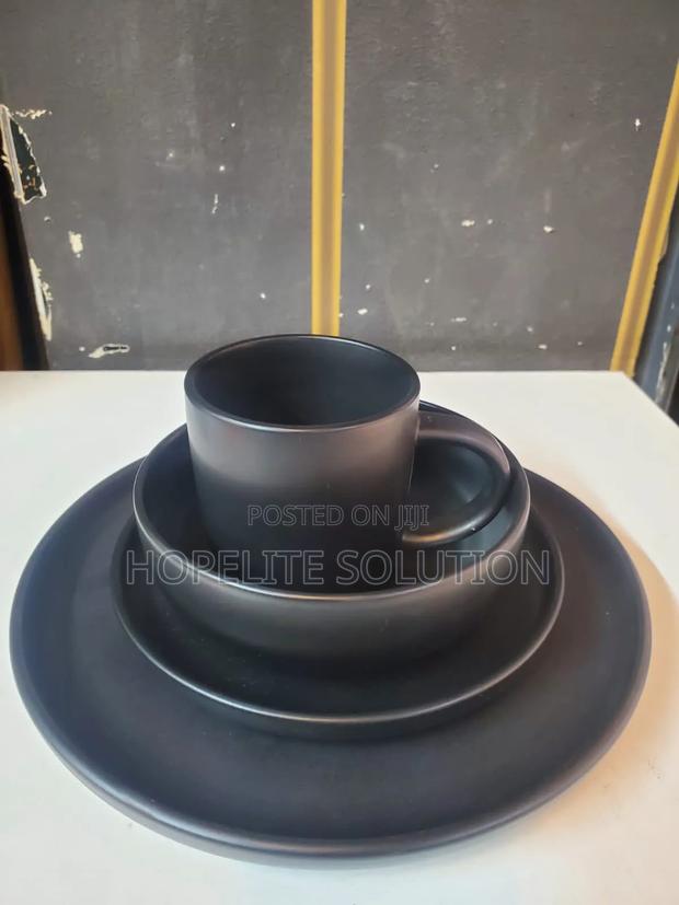 Premium Black Dinner Set - main view