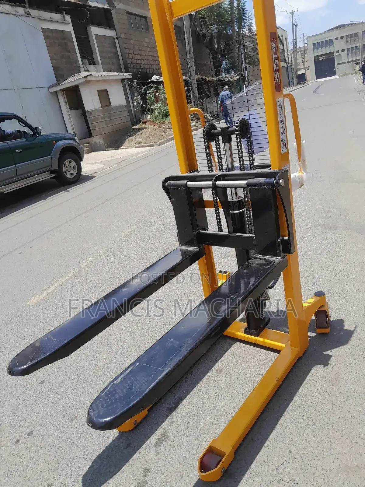 Manual Hydraulic Pallet Stacker