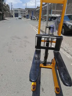 Hand Pallet Stackers