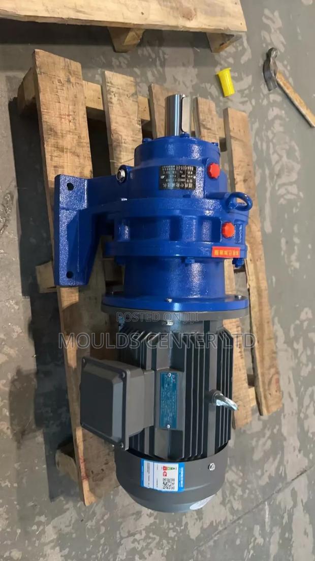 Heavy Duty Geared Motor - thumbnail 4