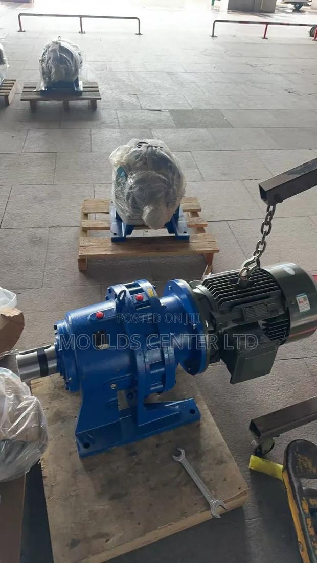 Heavy Duty Geared Motor - thumbnail 6