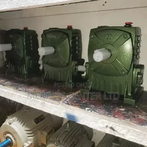Worm-Gearbox Reducer
