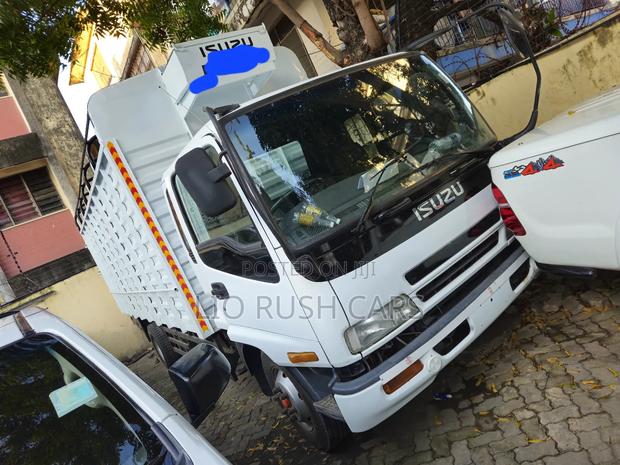 Iisuzu FRR Smartly Kept - thumbnail 3