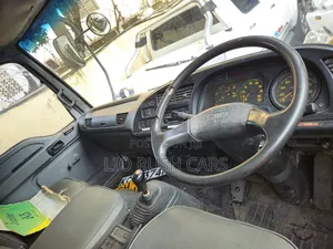 Iisuzu FRR Smartly Kept