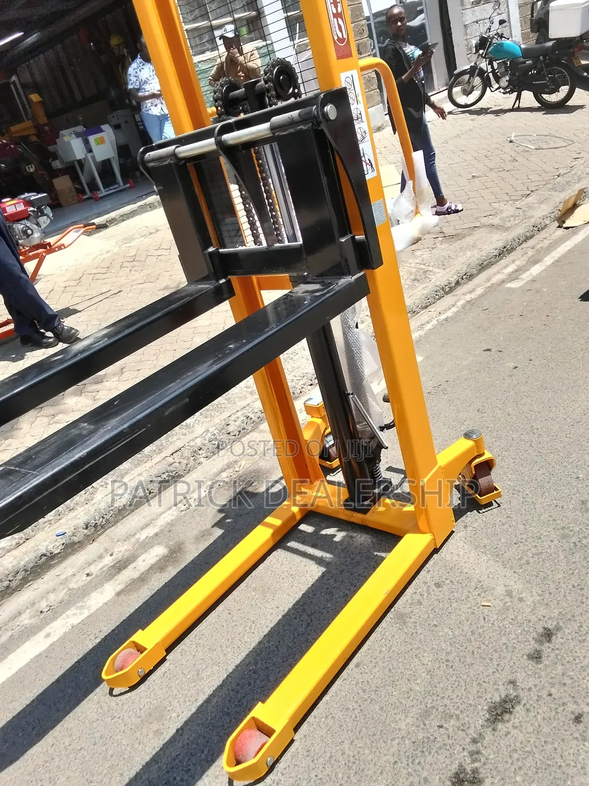 Hand Stacker