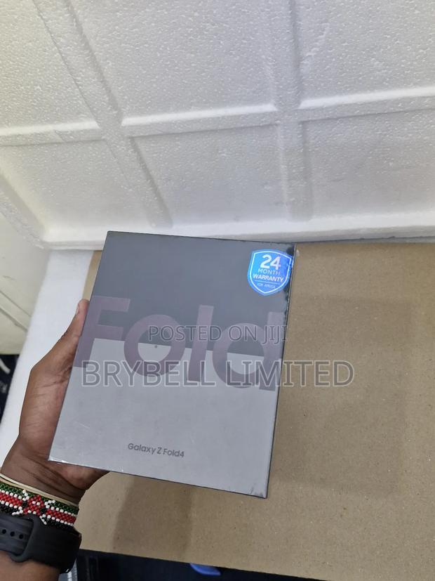 New Samsung Galaxy Z Fold4 512 GB Black - thumbnail 3