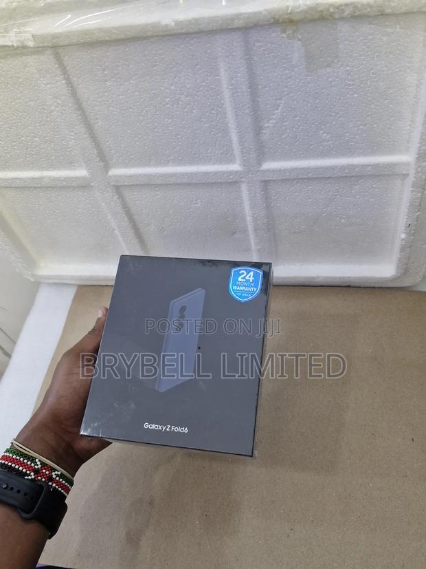 New Samsung Galaxy Z Fold6 256 GB Blue - thumbnail 3