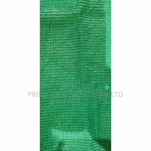 Shade Nets Act as Windbreaks or Covers for Water Tanks - main view