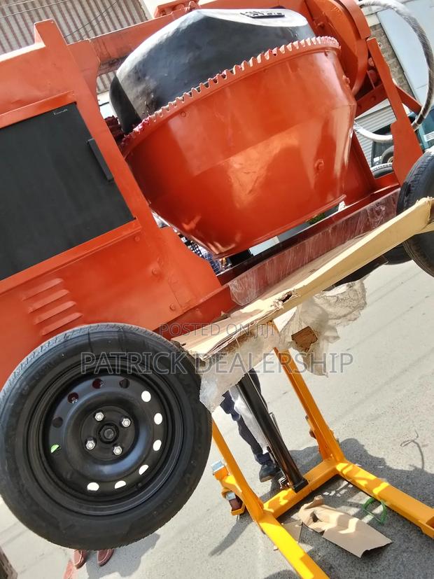 Titan Concrete Mixer - thumbnail 2