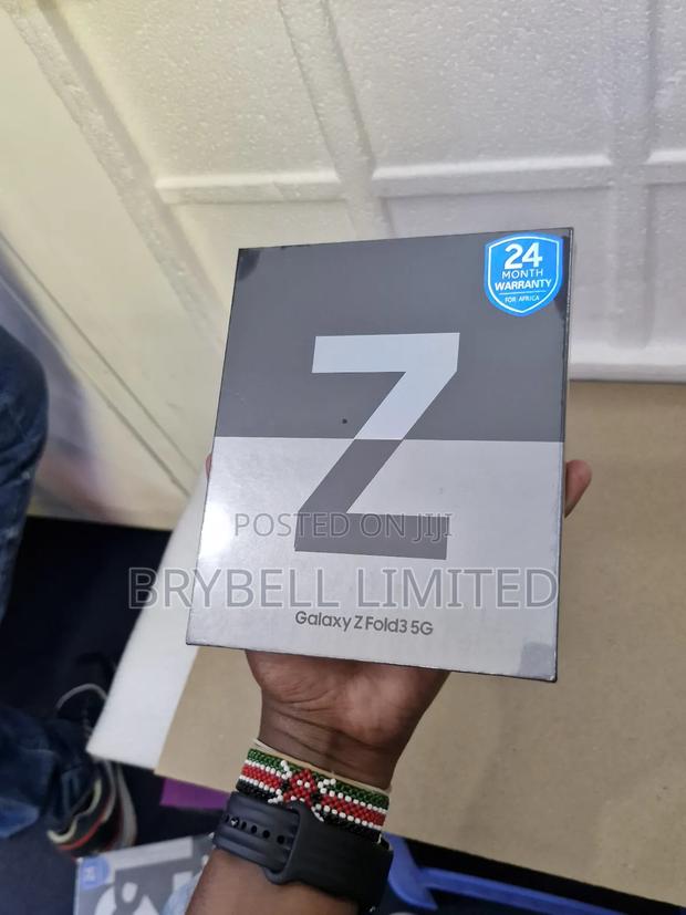 New Samsung Galaxy Z Fold3 5G 256 GB Black - thumbnail 6