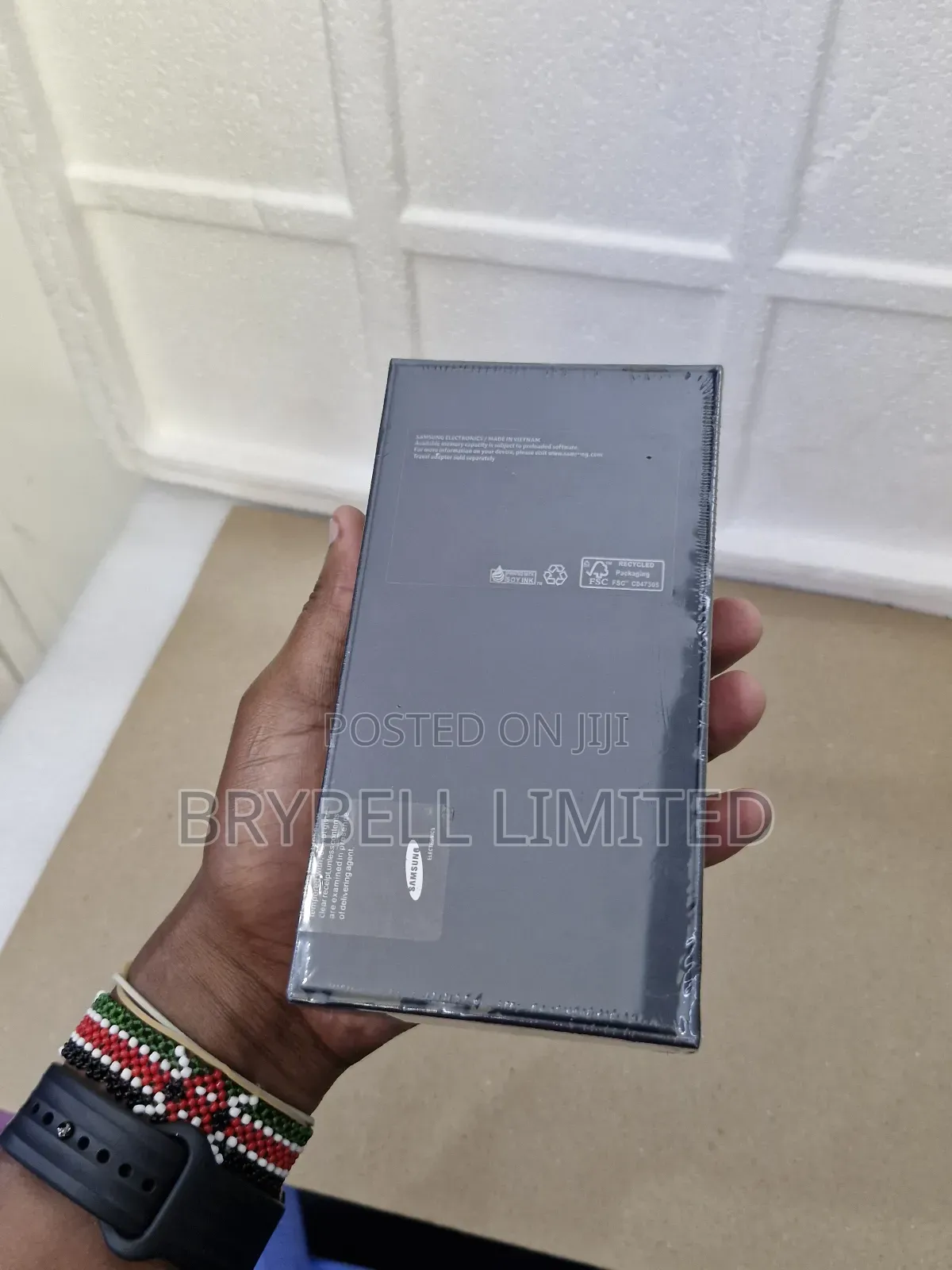 New Samsung Galaxy S21 5G 128 GB Silver