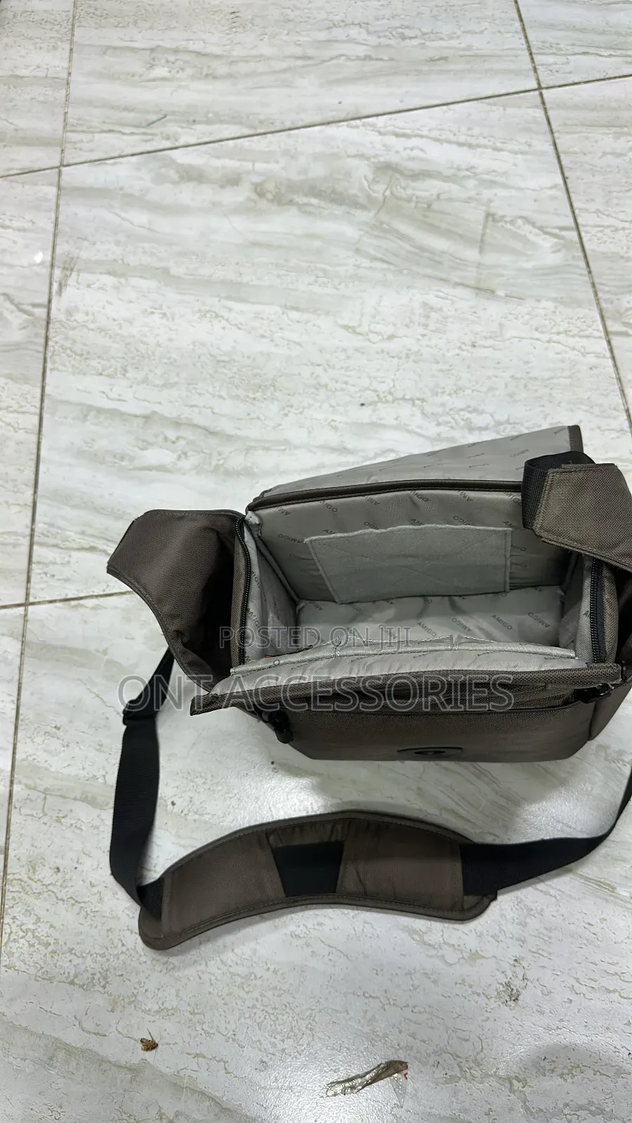 Amigo Large Camera Shoulder Camera Bag