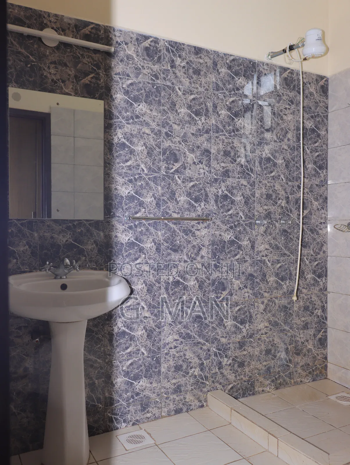 3bdrm Apartment in Thika Gateway for sale