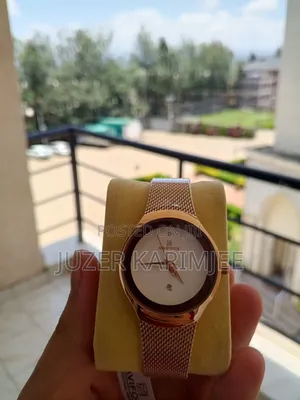  Naviforce 5004: Ladies' Classic Date Display Stainless Steel Watch