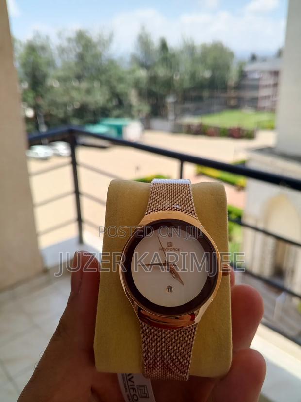  Naviforce 5004: Ladies' Classic Date Display Stainless Steel Watch