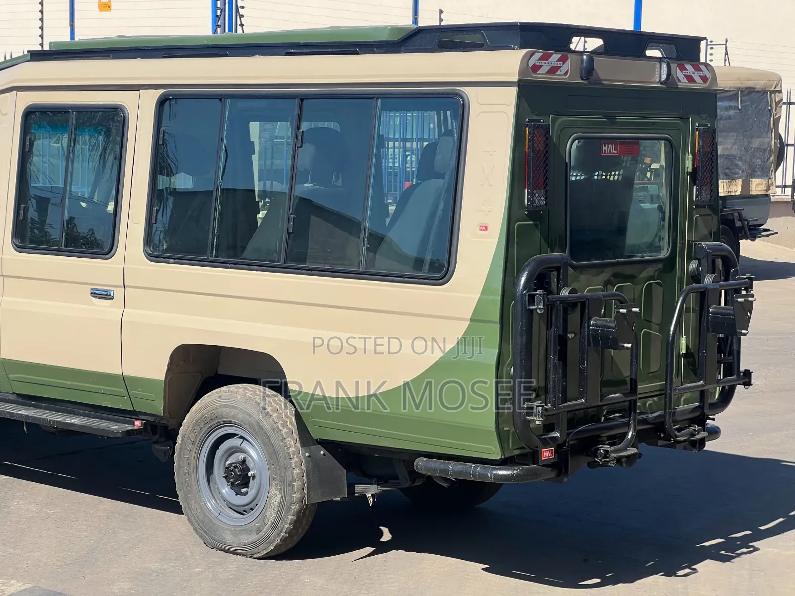 Tour/Safari Landcruiser for Hire
