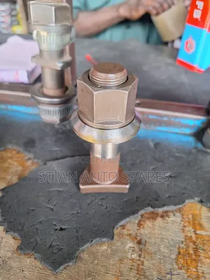 Sinotruck Howo Wheel Studs