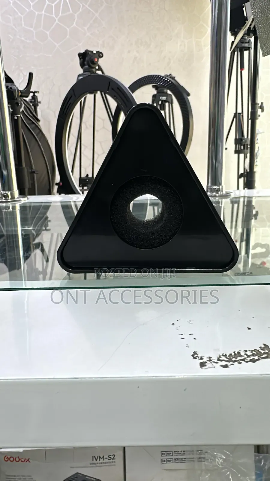 Mic Flag Black Triangle