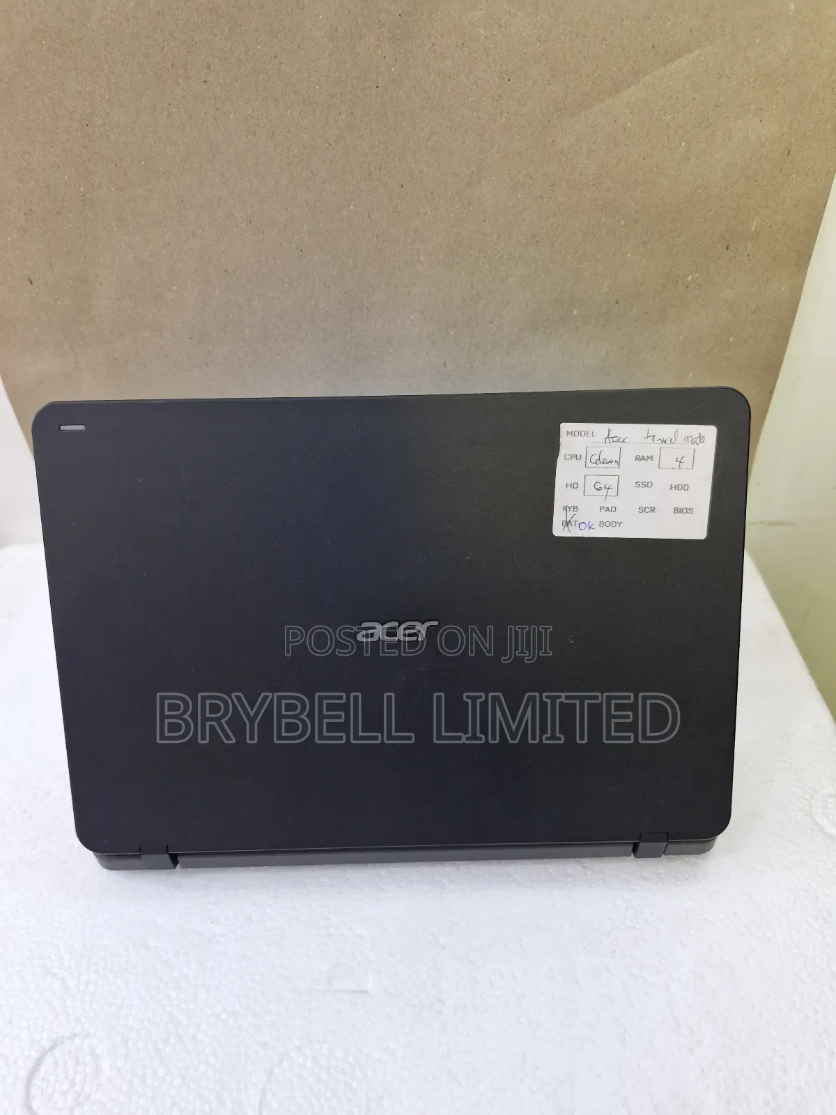 Laptop Acer TravelMate B 4GB Intel Celeron HDD 60GB