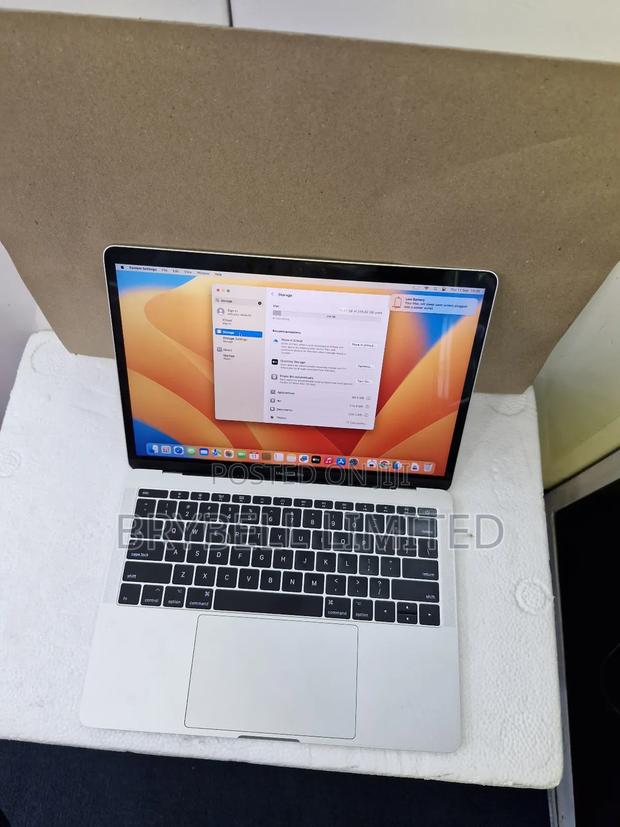 Laptop Apple MacBook Pro 2017 8GB Intel Core I5 SSD 256GB - thumbnail 4