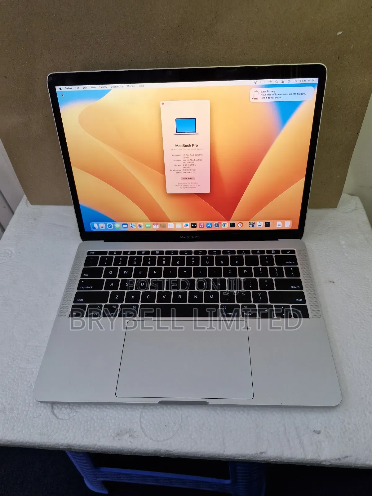 Laptop Apple MacBook Pro 2017 8GB Intel Core I5 SSD 128GB