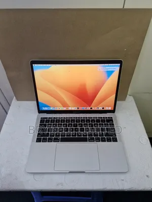Laptop Apple MacBook Pro 2017 8GB Intel Core I5 SSD 128GB
